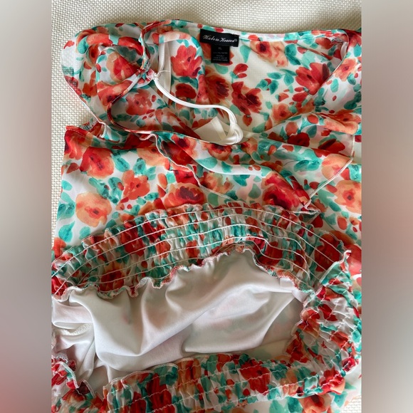 Slinky Ruffled Floral Blouse with Cap Sleeves Size XL - Picture 5 of 6